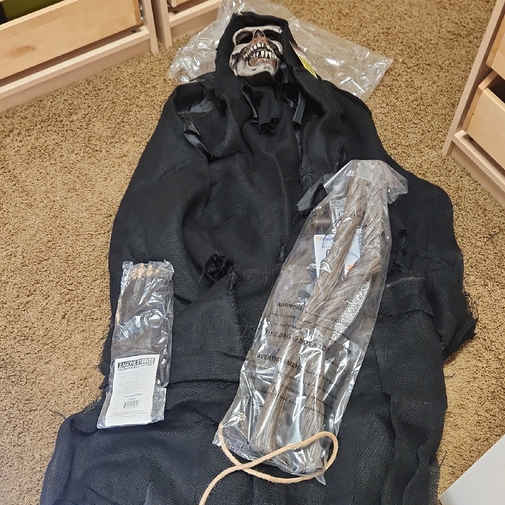 Black Grim Reaper Halloween Costume | Adult Size